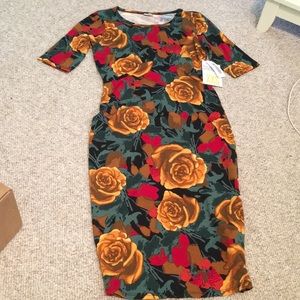 LulaRoe Julia. NWT. Never worn.